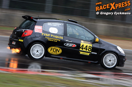 Traxx Clio met de vlam in de pijp
